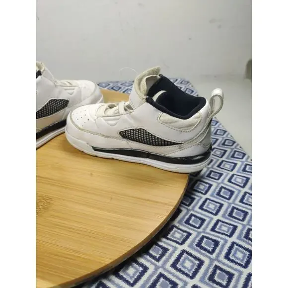 Nike Air Jordan Flight baby / toddler Size US 8C White Sneaker - Picture 16 of 16